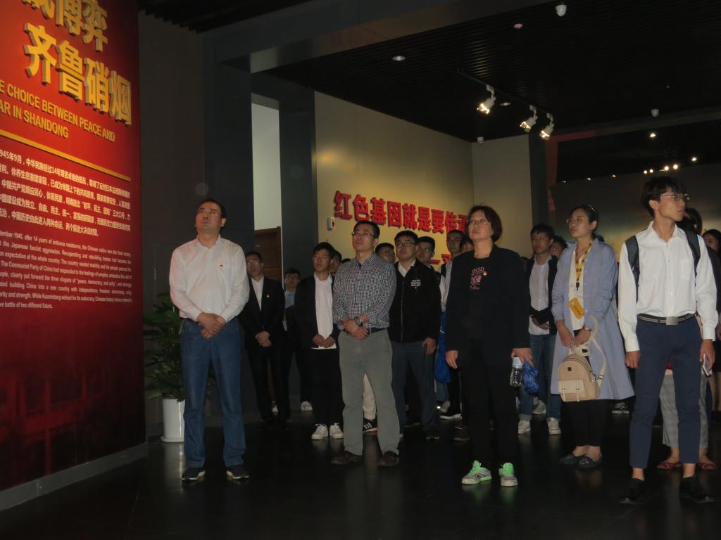 传承革命传统,注入红色基因——新澳彩
开展主题党日活动3.jpg