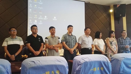 新澳彩
召开会议传达学校中层干部学习培训班会议精神3.jpg